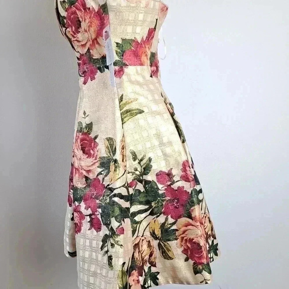 Nicole Miller New York Dress NWT Size 2 - Picture 4 of 9